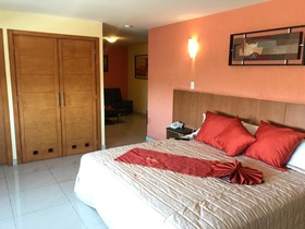 Hostalia Hotel Expo & Business Class