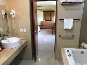 Hostalia Hotel Expo & Business Class