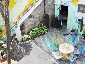 Hostel Avant Garden