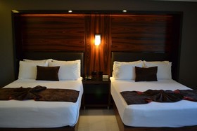 Hotel Dali Plaza