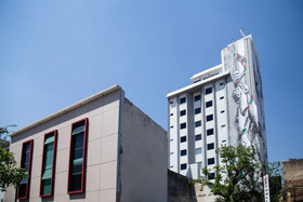 Hotel Dali Plaza