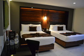 Hotel Dali Plaza
