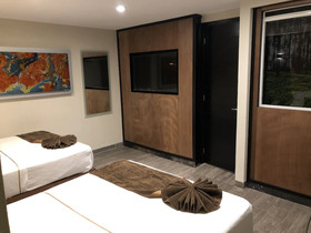 Hotel Dali Plaza