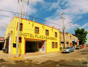 Hotel Plaza Bandera