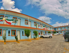 Hotel Plaza Bandera