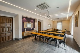 Real Maestranza Hotel