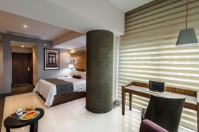 Real Maestranza Hotel