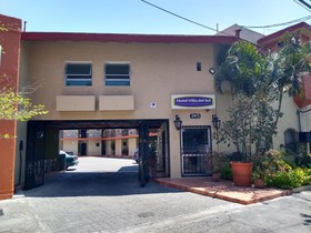 Hotel Villa de Sol Expo