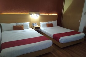 Hotel Villa de Sol Expo
