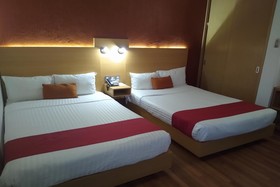 Hotel Villa de Sol Expo