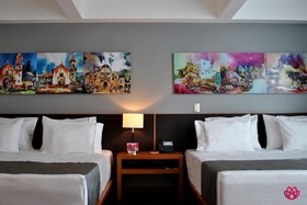 Hotel y Tú