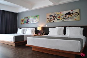 Hotel y Tú