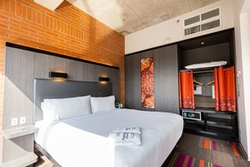 Hotel Guadalajara Country Club by HNF