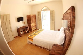 LA FE Hotel and Arts