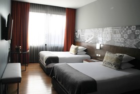 Love It Signature Hotel