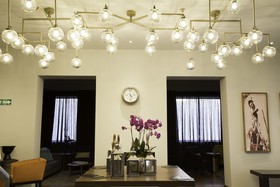 Love It Signature Hotel