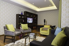 Love It Signature Hotel