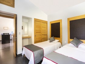 Luna Aqua Villas