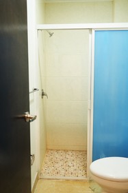 Nora Hotel & Co living
