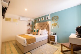 Palpatio Hotel