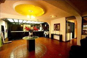 Hotel Puerta del Sol