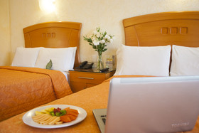 Hotel Puerta del Sol