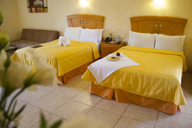 Hotel Puerta del Sol