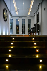 Six Hotel