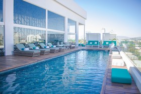 Square Small Luxury Hotel