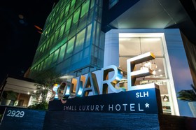 Square Small Luxury Hotel