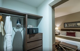 Square Small Luxury Hotel