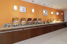 Staybridge Suites Guadalajara Expo