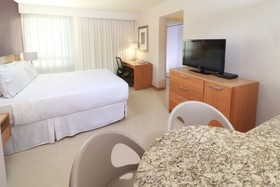 Staybridge Suites Guadalajara Expo