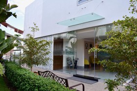 Suites Country Club