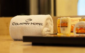 Suites Country Club