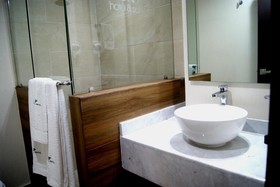 Suites Country Club