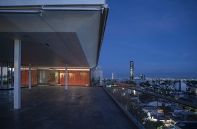 voco Guadalajara Neruda