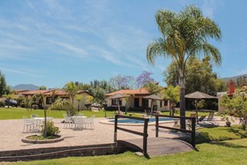 Hotel Rancho La Esmeralda