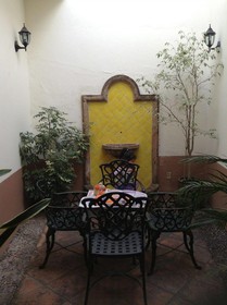 Meson De Santa Elena