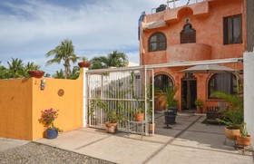 Casa Punta Perula Bed And Breakfast