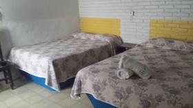 Hotel y Bungalows Los Arcos