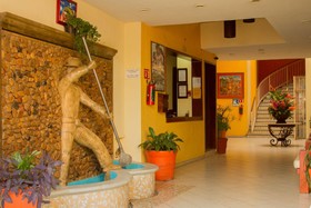 Hotel Plaza Jardin