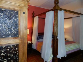 Hotel Rosa Morada Bed and Breakfast