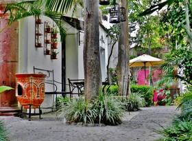 Hotel Rosa Morada Bed and Breakfast