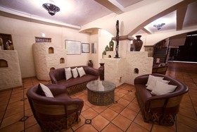 Hotel Hacienda del Sol