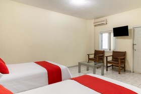 Platinium Gran Hotel by OYO Rooms
