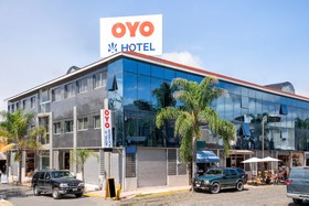 Platinium Gran Hotel by OYO Rooms