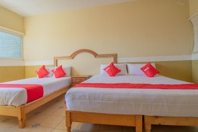 Hotel Morelos by OYO Rooms