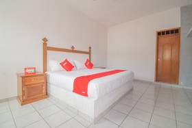 Hotel Morelos by OYO Rooms