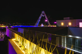Autentico Vertical